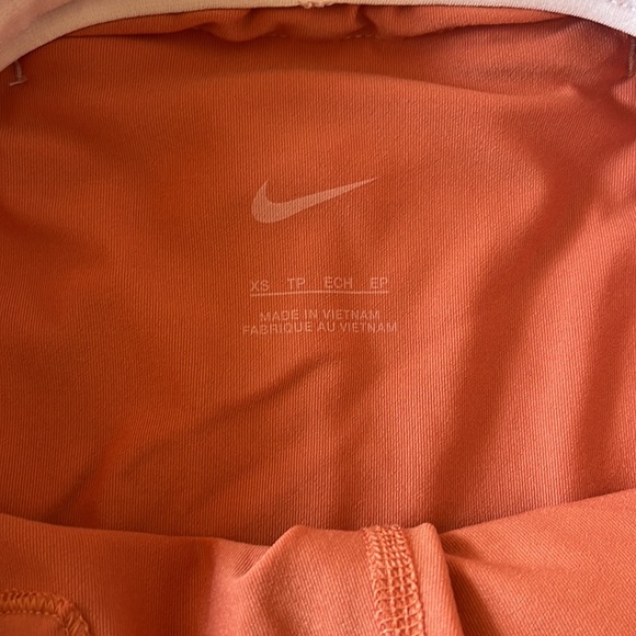 Nike dri fit shorts - Picture 3 of 7